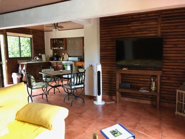 Casa Toucan Mit Privat Pool Near Np Ballena Увита Экстерьер фото